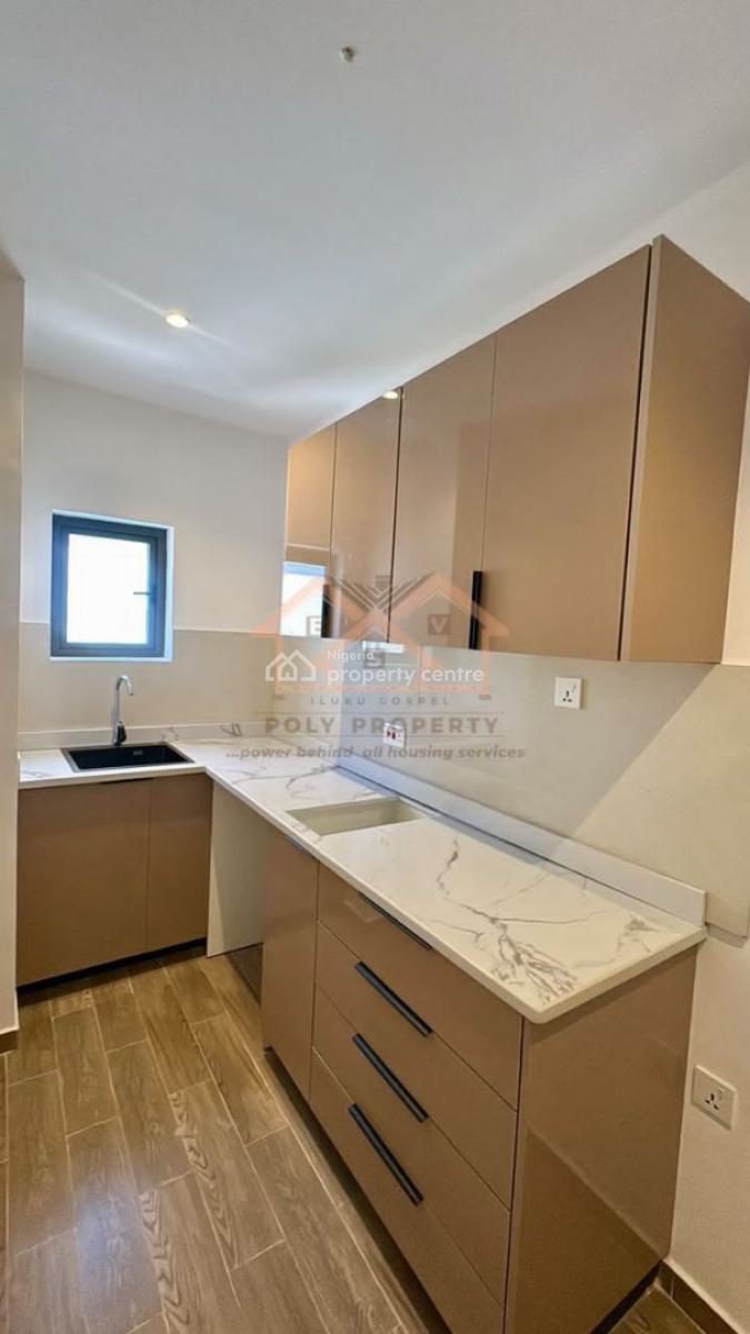 Fully Detached 5 Bedroom Duplex with Basement and Elevator, Kolapo Ishola Gra., Ibadan, Oyo, House for Sale