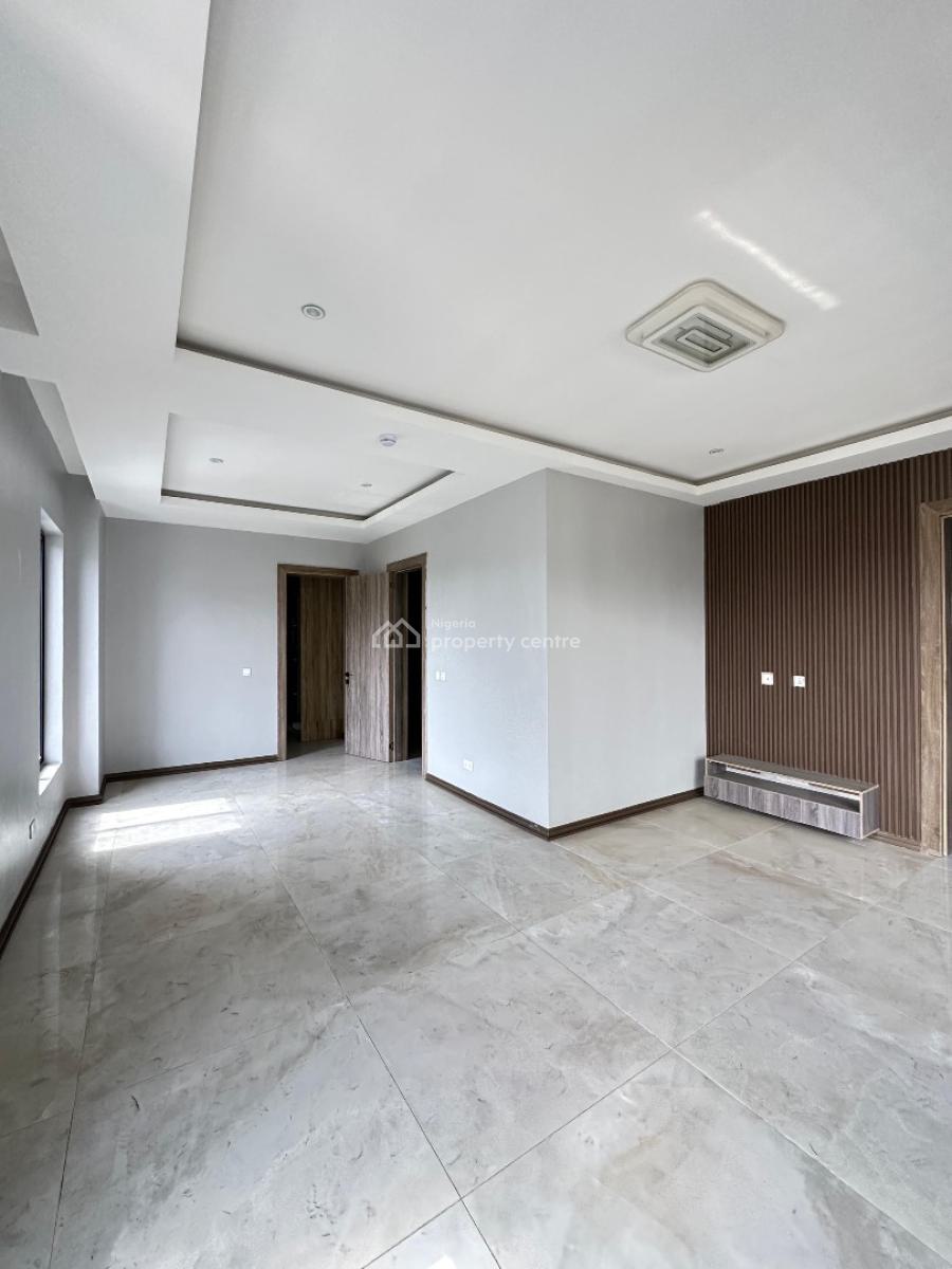 The Breathtaking 4bedroom Penthouse, Lekki Phase 1, Lekki, Lagos, Flat / Apartment for Sale