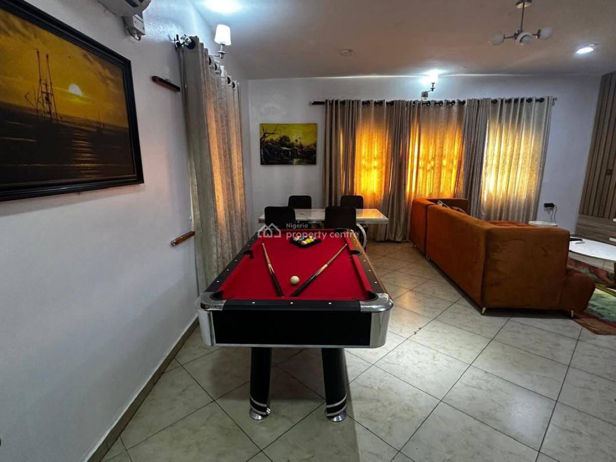 Luxury 2/3 Bedroom Apartment with Ps5 & Snooker Board, Ikate, Lekki, Lagos, Flat / Apartment Short Let