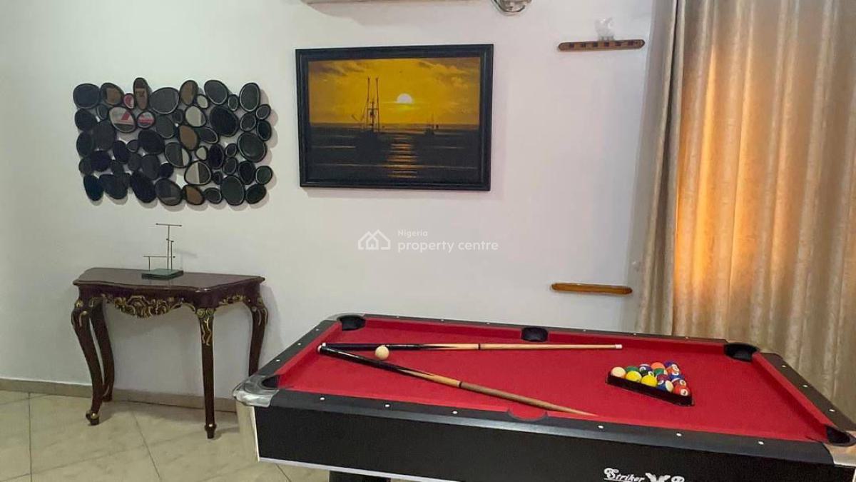 Luxury 2/3 Bedroom Apartment with Ps5 & Snooker Board, Ikate, Lekki, Lagos, Flat / Apartment Short Let