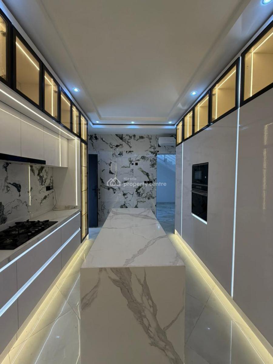 Contemporary Luxury Spacious 6 Bedroom Duplex with with Cinema, Gym, Lekki Phase 1, Lekki, Lagos, Detached Duplex for Sale
