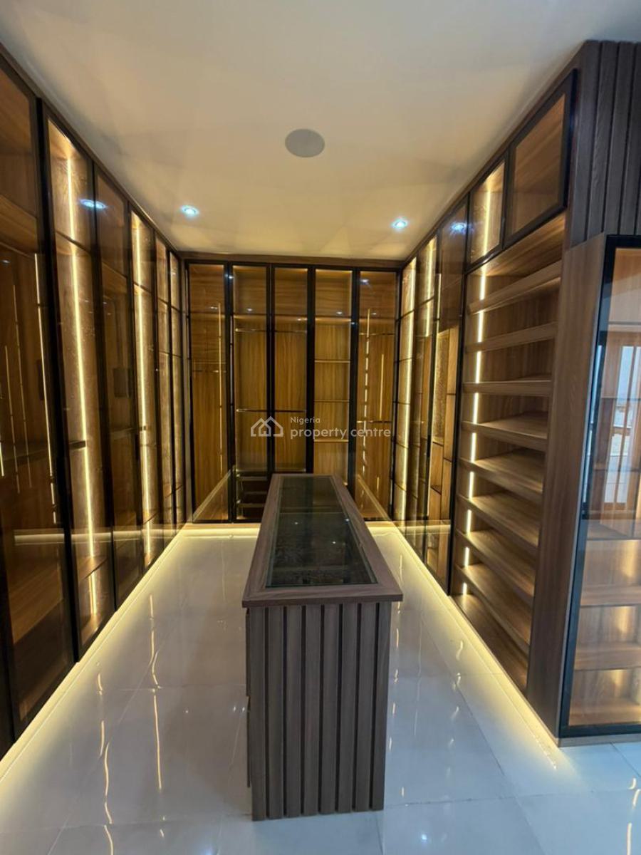 Contemporary Luxury Spacious 6 Bedroom Duplex with with Cinema, Gym, Lekki Phase 1, Lekki, Lagos, Detached Duplex for Sale