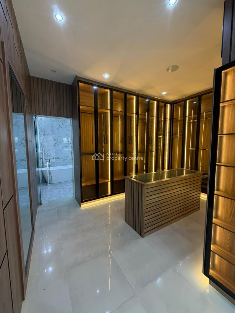 Contemporary Luxury Spacious 6 Bedroom Duplex with with Cinema, Gym, Lekki Phase 1, Lekki, Lagos, Detached Duplex for Sale