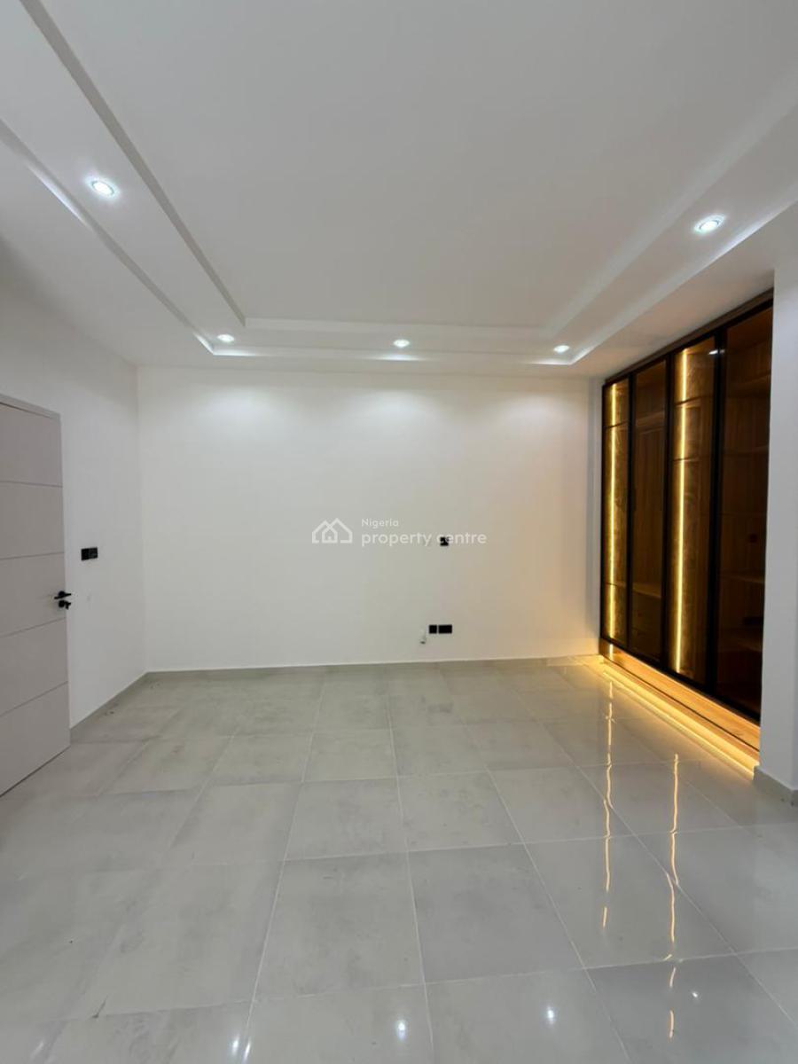Contemporary Luxury Spacious 6 Bedroom Duplex with with Cinema, Gym, Lekki Phase 1, Lekki, Lagos, Detached Duplex for Sale