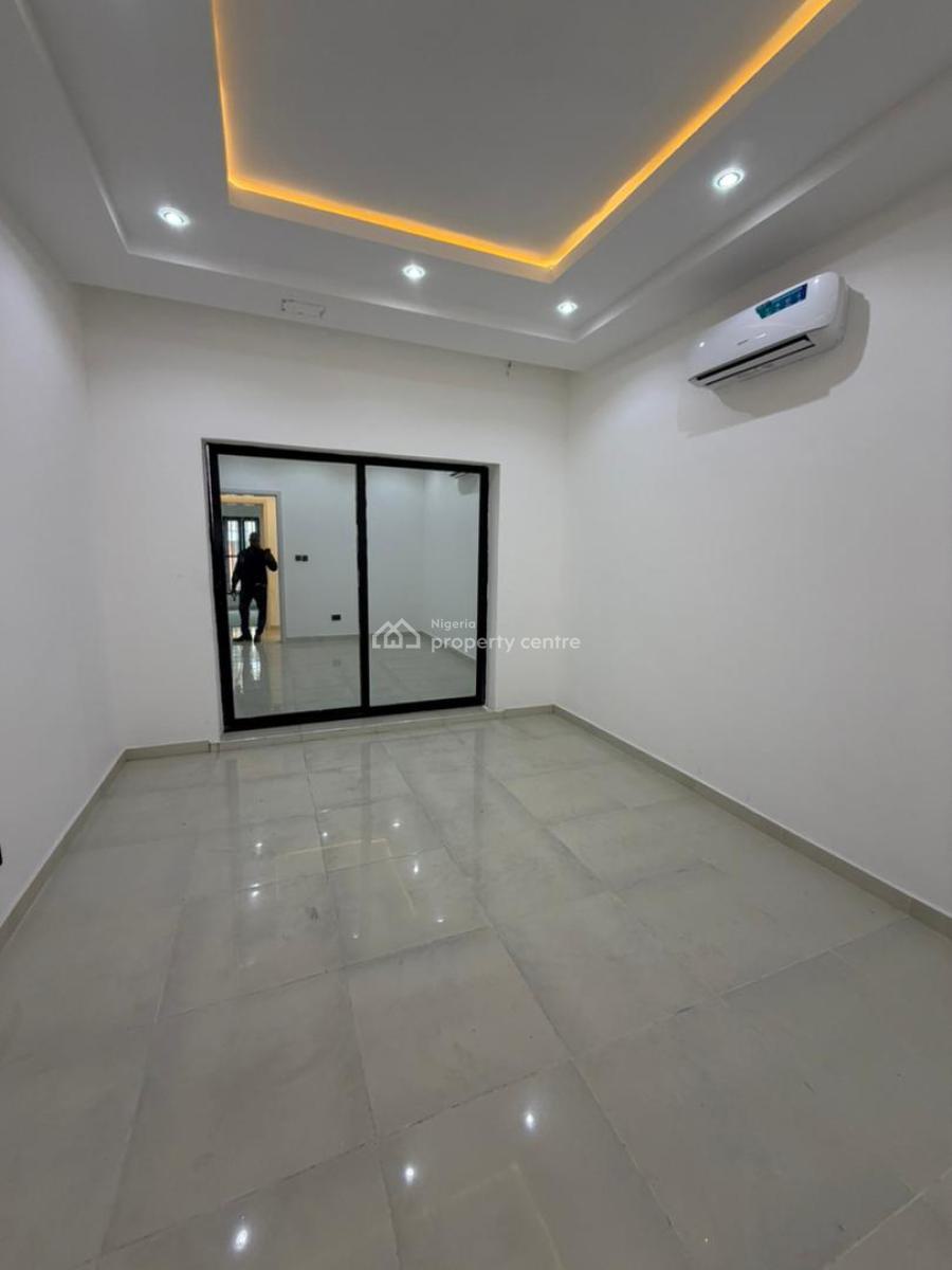Contemporary Luxury Spacious 6 Bedroom Duplex with with Cinema, Gym, Lekki Phase 1, Lekki, Lagos, Detached Duplex for Sale