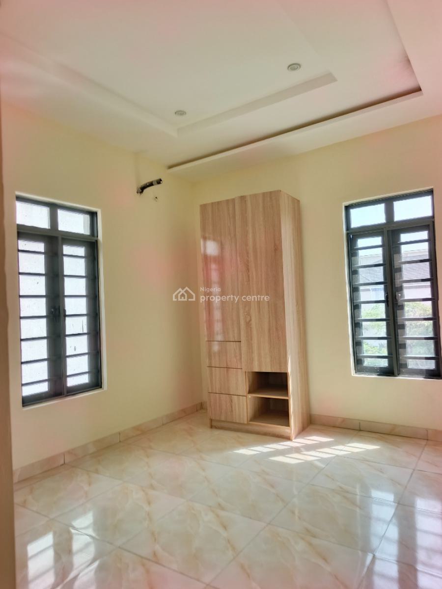 Smart 1 Room Self-contained Upstairs in Good Estate with Access Code, in Estate at Alpha Beach Road, Lekki Lagos., Lekki Expressway, Lekki, Lagos, Self Contain (single Rooms) for Rent