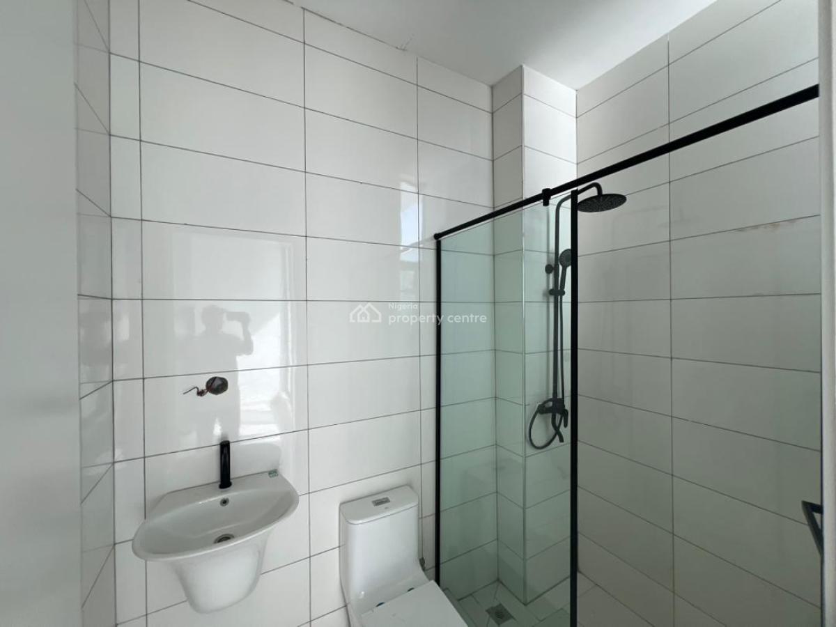 2 Bedroom Apartment, Right Hand Side, Lekki Phase 1, Lekki, Lagos, Flat / Apartment for Sale