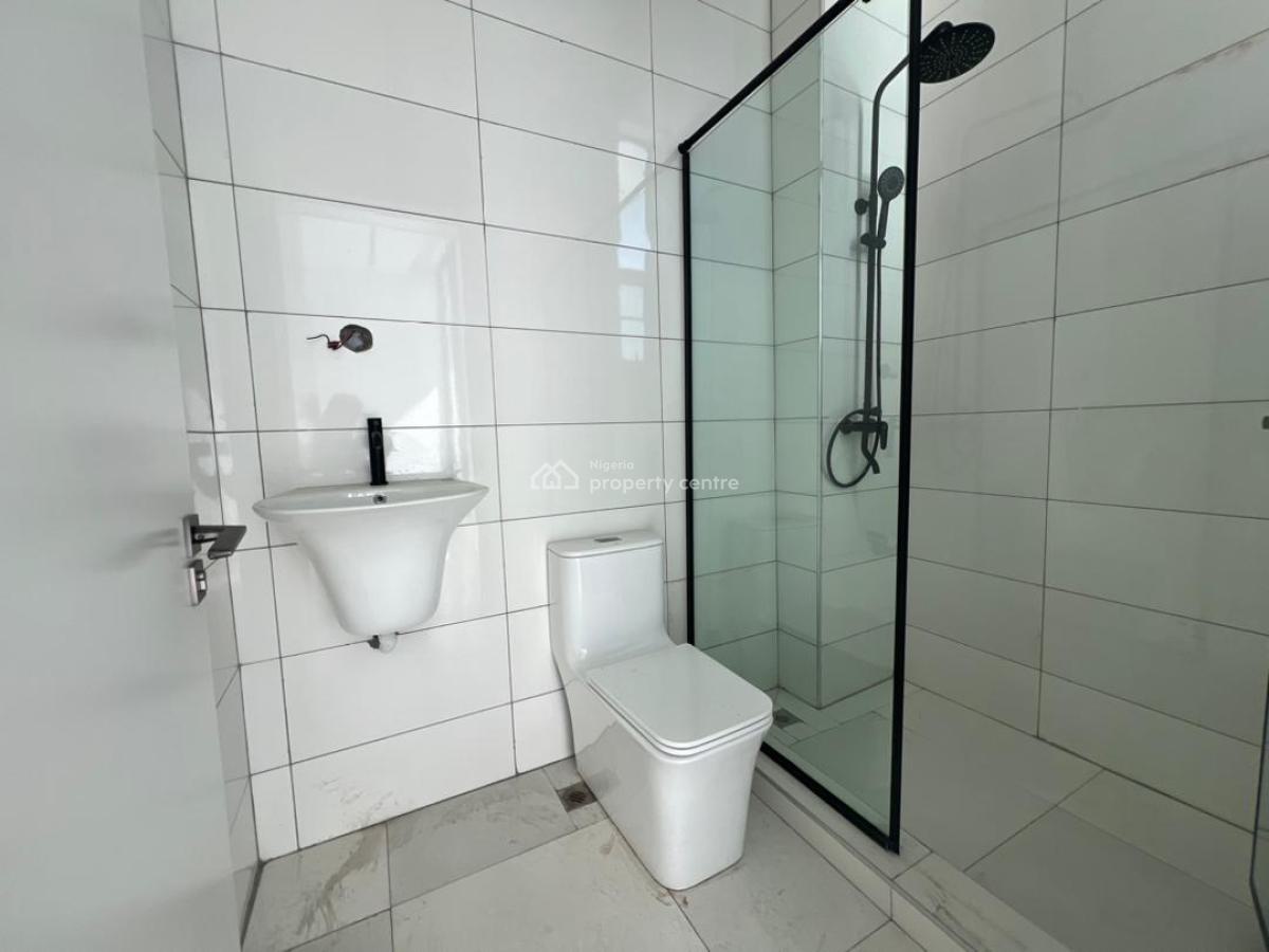 2 Bedroom Apartment, Right Hand Side, Lekki Phase 1, Lekki, Lagos, Flat / Apartment for Sale