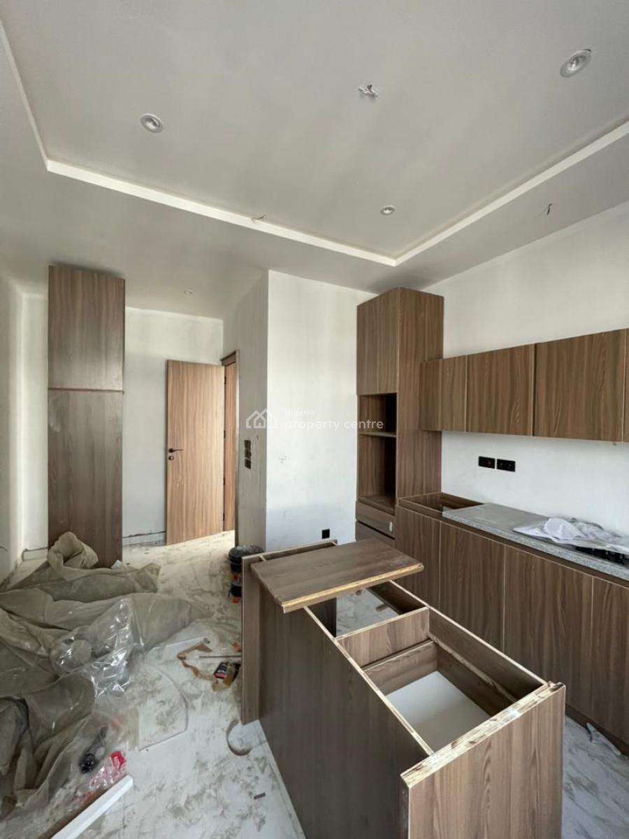 2 Bedroom Apartment with Swimming Pool and Gym, Salem, Lekki, Lagos, Flat / Apartment for Sale