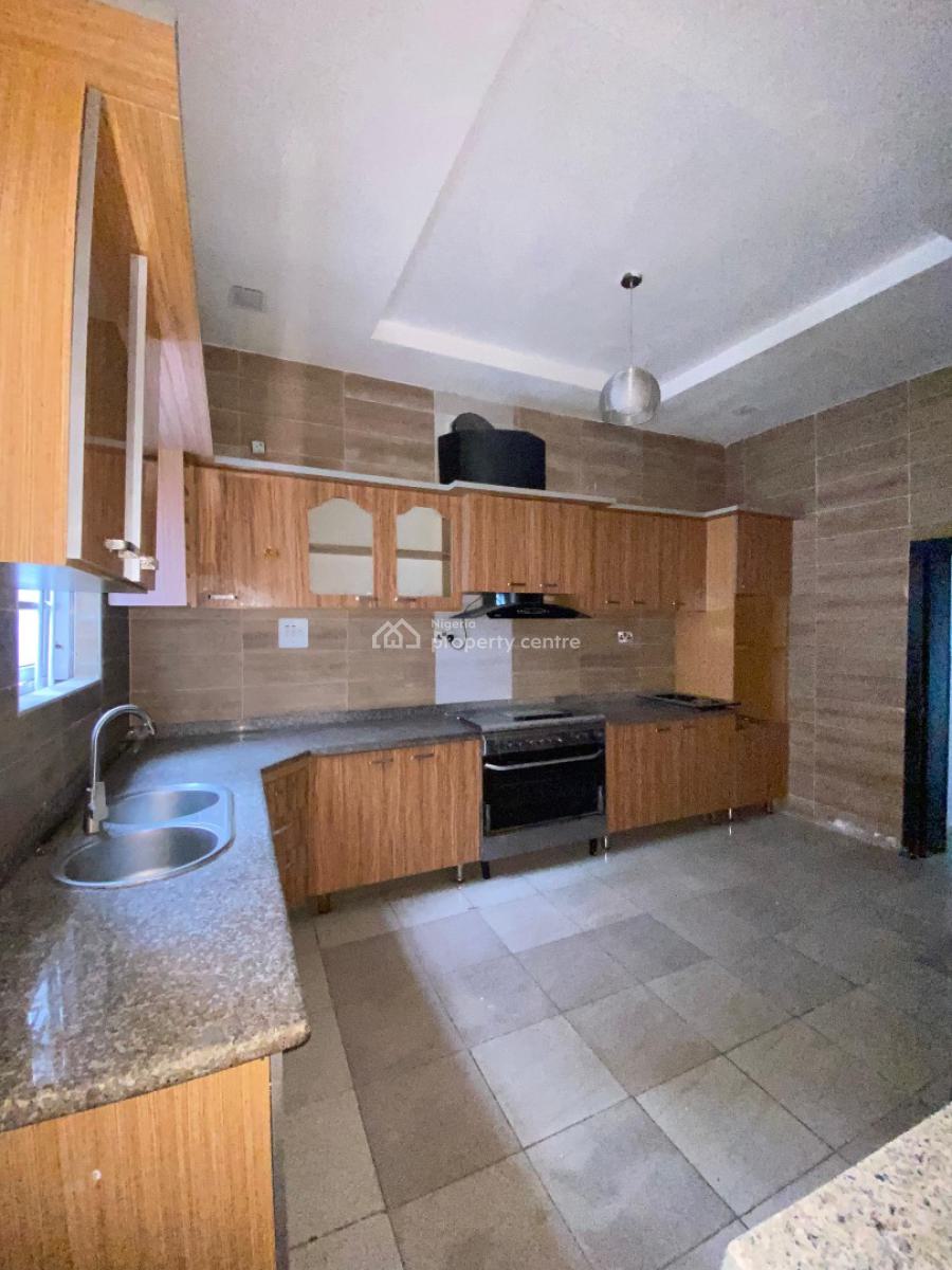 4 Bedroom Semi Detached Duplex with Bq, Osapa, Lekki, Lagos, Semi-detached Duplex for Rent