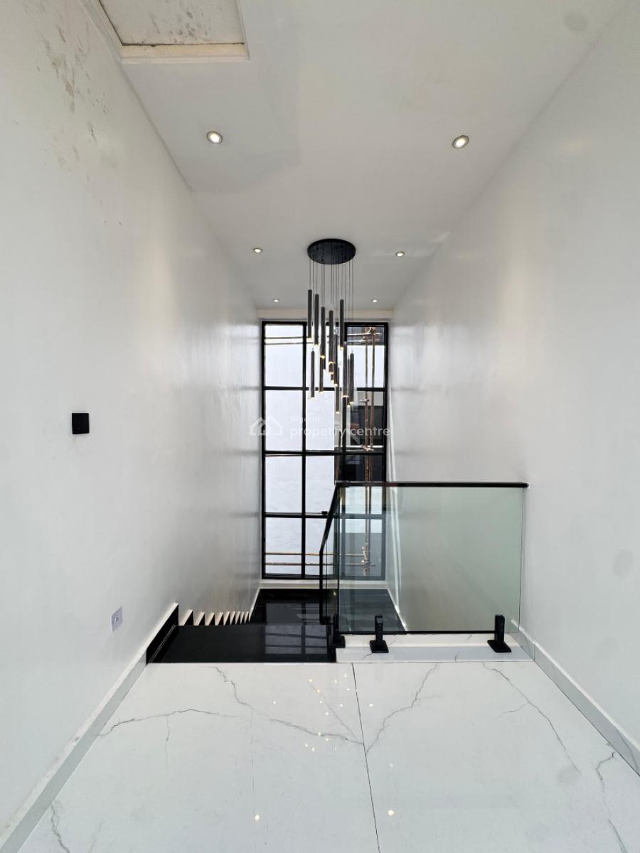 Gorgeous 4 Bedroom Duplex with a Bq and a Pool, Lekki Phase 1, Lekki, Lagos, House for Sale