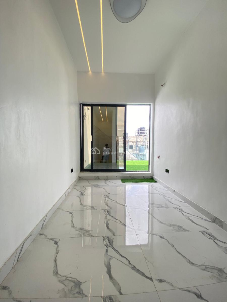 5 Bedroom Terraced Duplex with Bq, & Pool, Osapa, Lekki, Lagos, Terraced Duplex for Sale