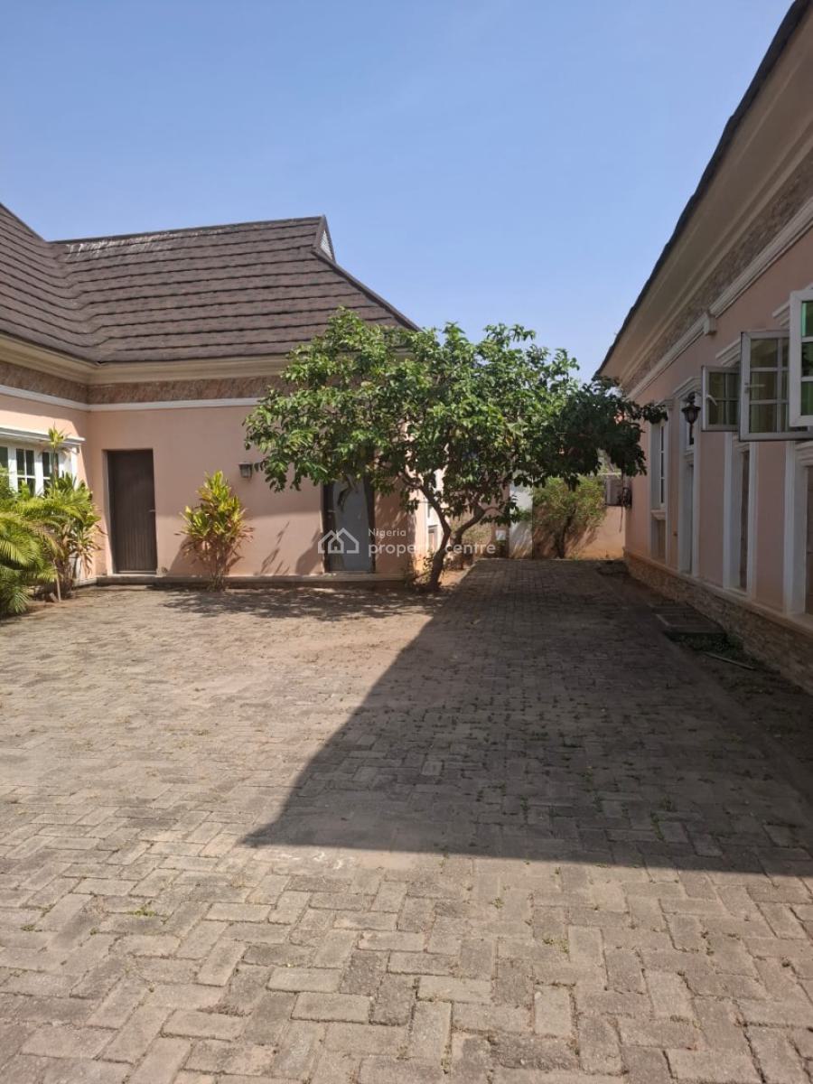 Very Clean 3 Bedroom Detached Bungalow with a Guest Chalet and Bq, Kaura, Abuja, Detached Bungalow for Sale