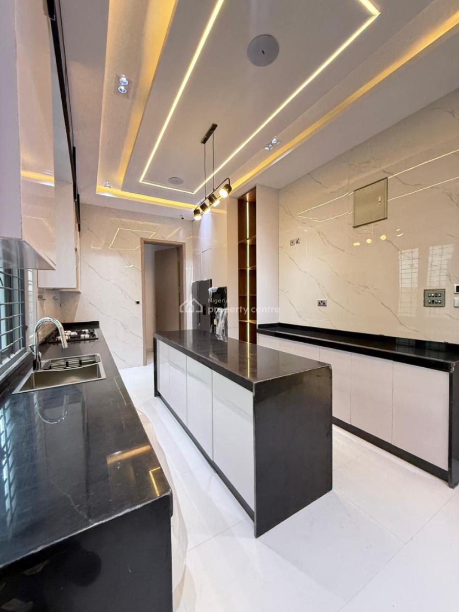 Affordable 5 Bedroom Fully  Detached Duplex with Bq, Lekki Phase 1, Lekki, Lagos, Detached Duplex for Sale