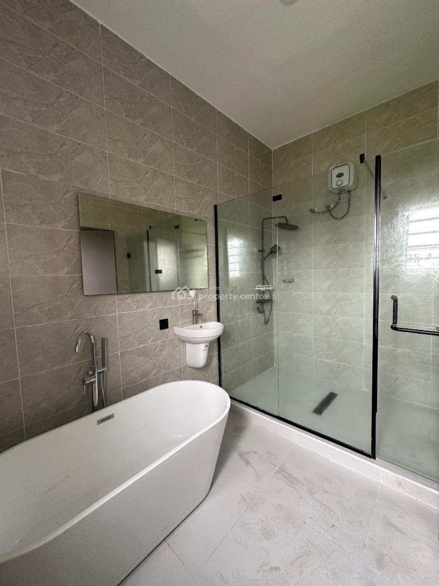 Lovely 5bedroom Fully Detached Duplex with Bq, Vgc, Lekki, Lagos, Detached Duplex for Sale