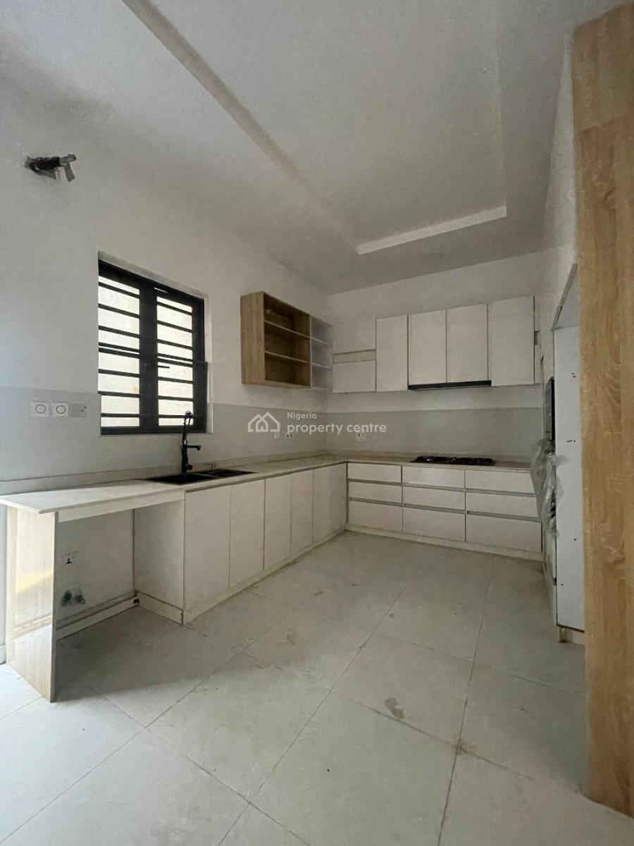 Lovely 5 Bedroom Fully Detached Duplex with Very Spacious Compound, Vgc, Lekki, Lagos, Detached Duplex for Sale