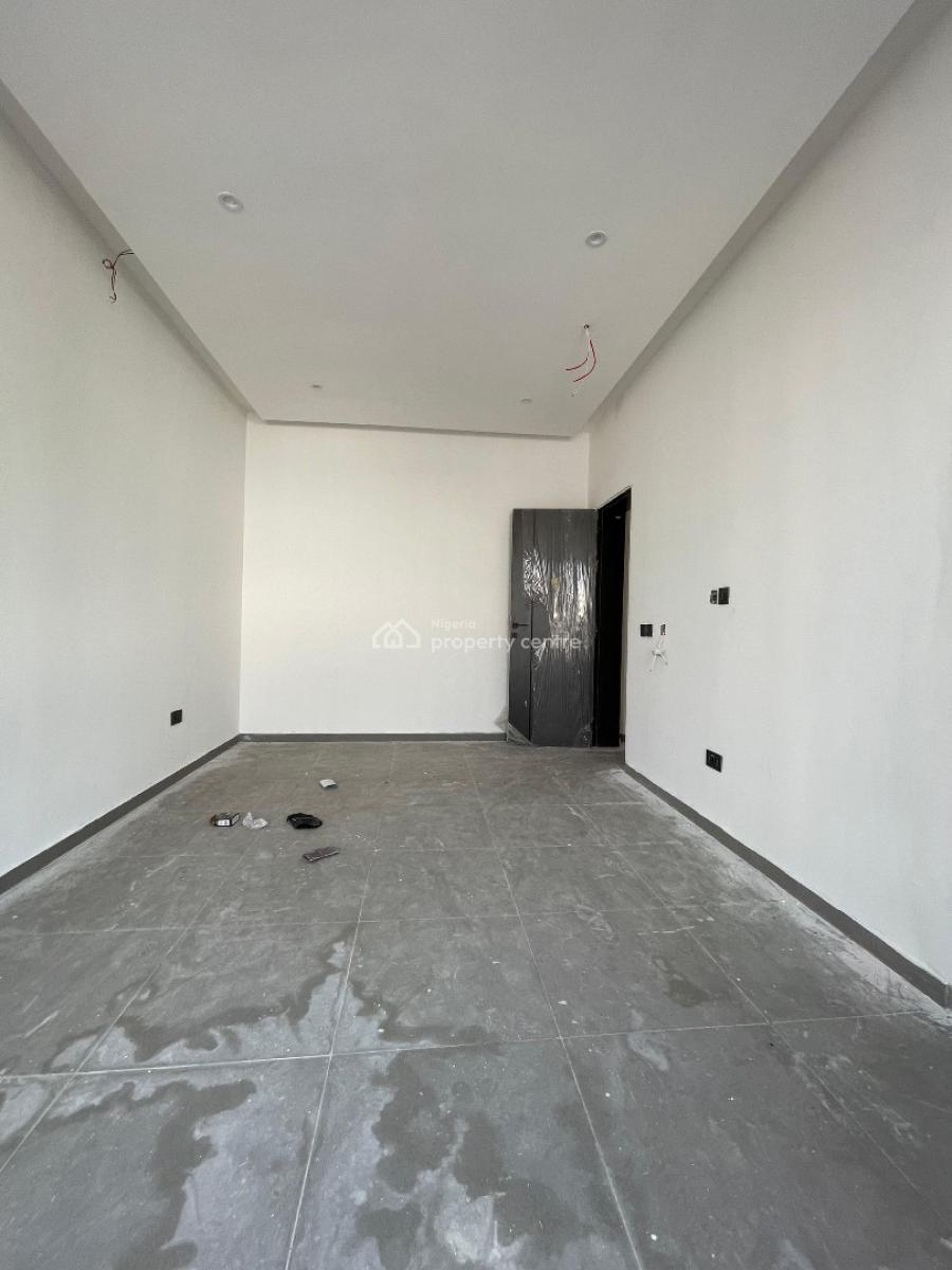 Fully Fitted 3 Bedroom Terraced Duplex in a Strategic Location, Lekki Phase 1, Lekki, Lagos, Terraced Duplex for Sale