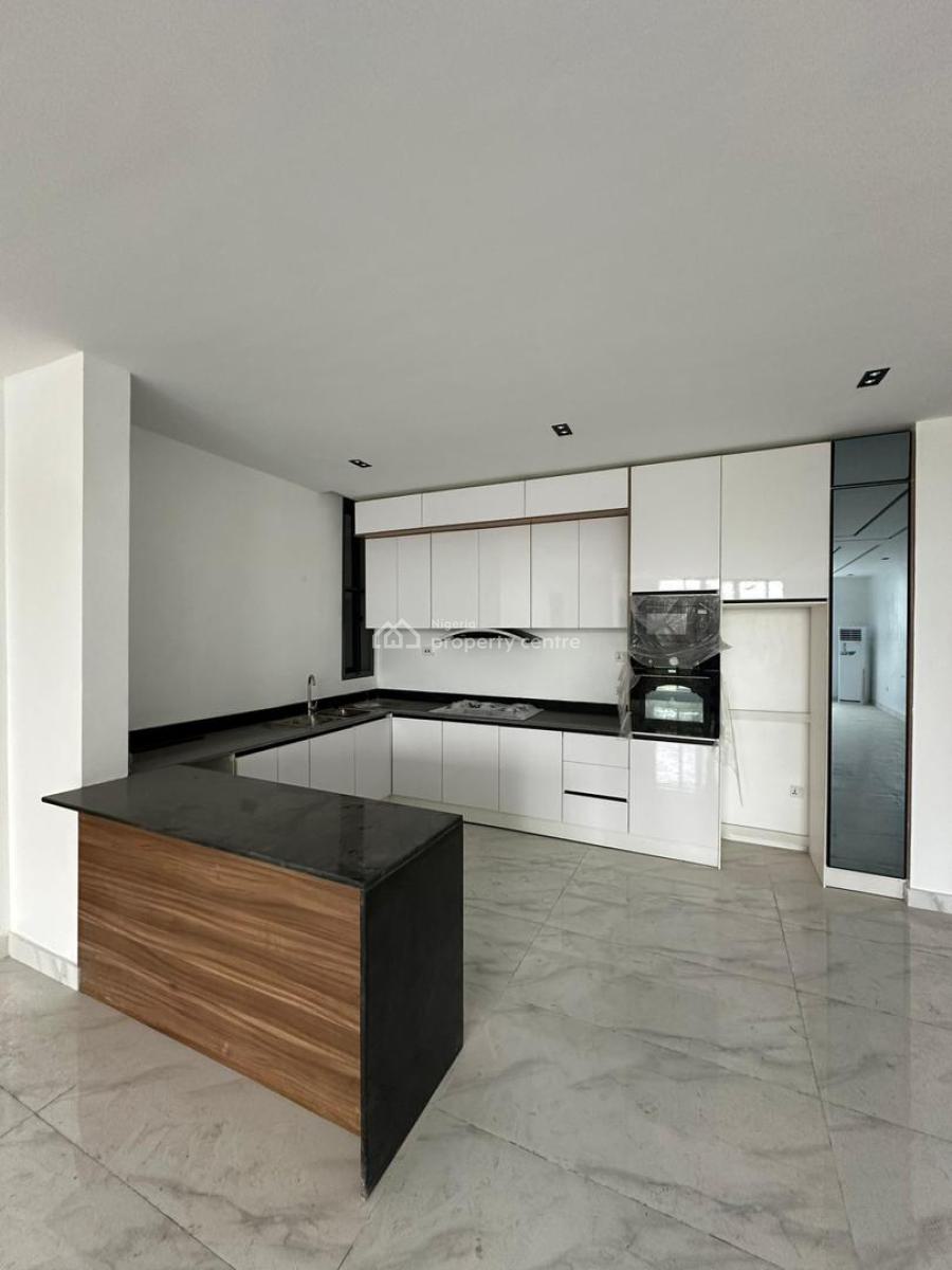 Lovely 2 Bedroom Apartment Suitable for Investment, Oniru, Victoria Island (vi), Lagos, Block of Flats for Sale