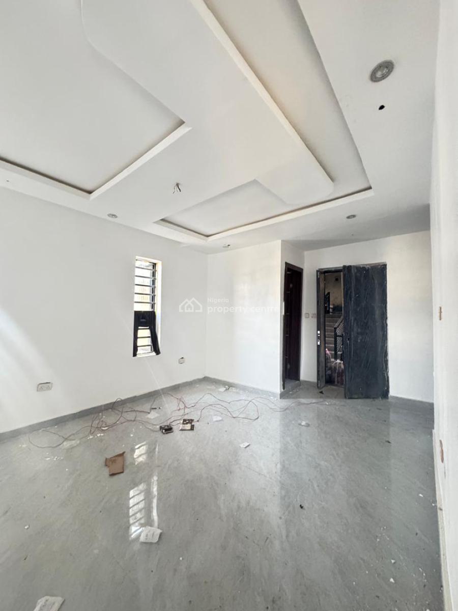 Beautiful Studio & 2 Bedroom Apartment in a Great Neighborhood, in a Great Neighborhood in Surulere, Surulere, Lagos, Block of Flats for Sale