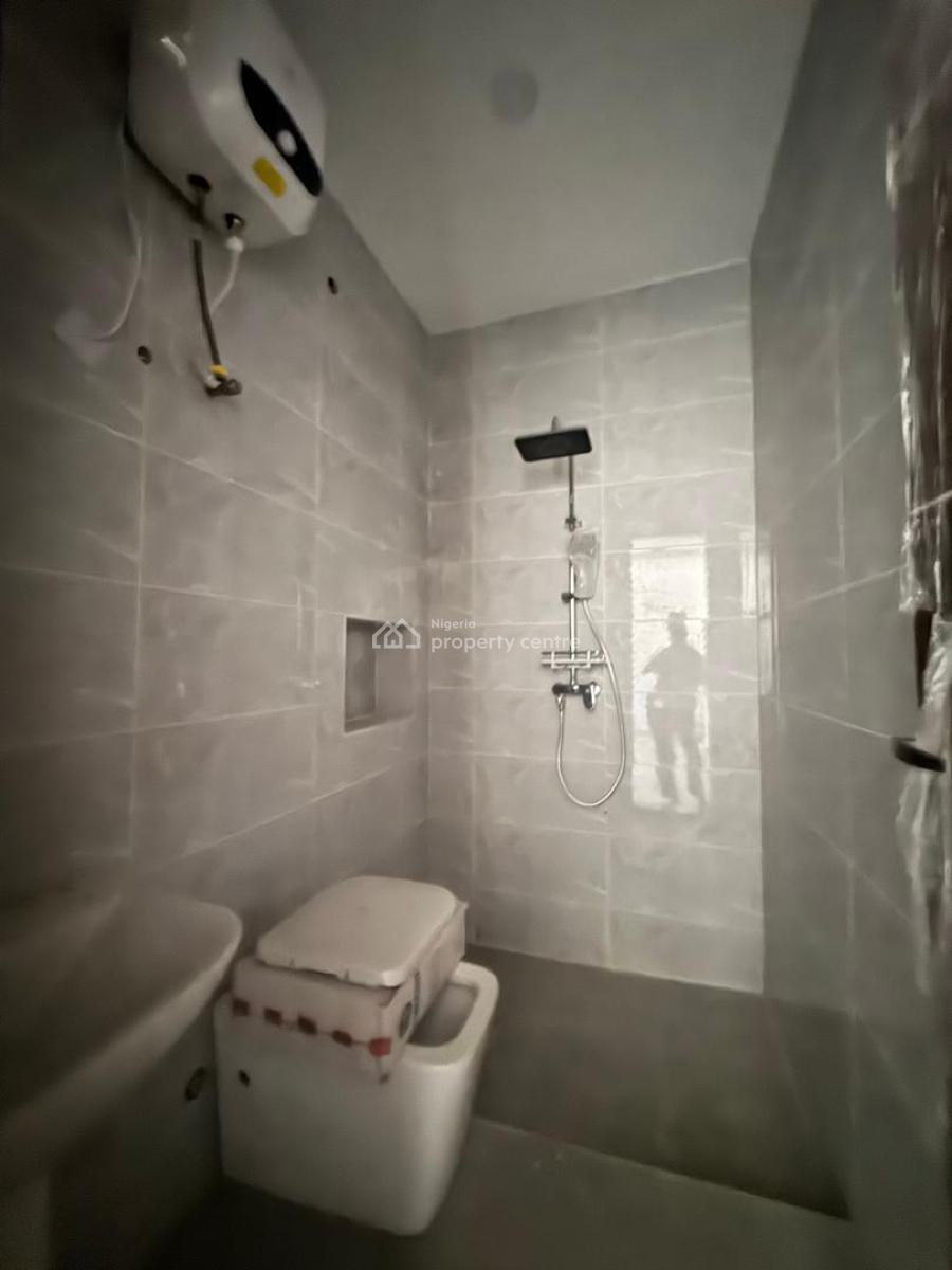 Beautiful Studio & 2 Bedroom Apartment in a Great Neighborhood, in a Great Neighborhood in Surulere, Surulere, Lagos, Block of Flats for Sale