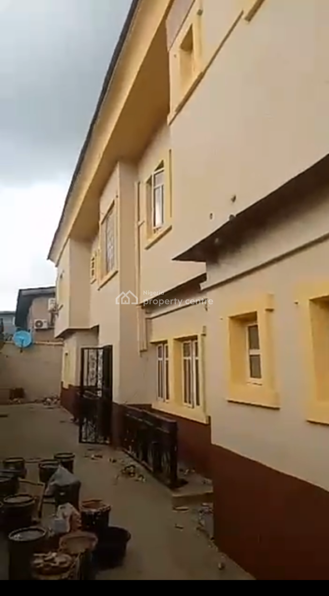 Newly Renovated 3bed Room Flat, Pedro, Gbagada, Lagos, Flat / Apartment for Rent
