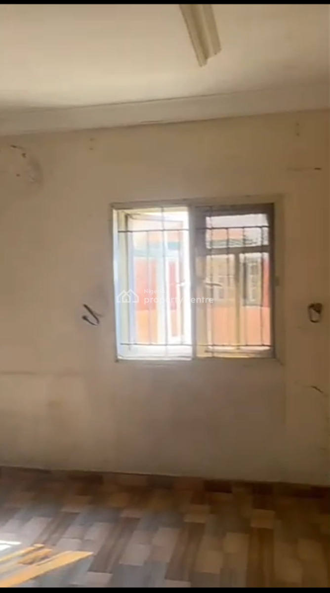 Newly Renovated 3bed Room Flat, Pedro, Gbagada, Lagos, Flat / Apartment for Rent