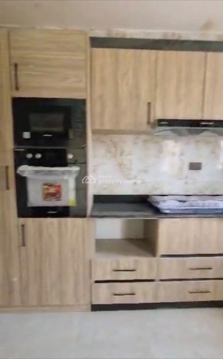 Luxury Modern 3 Bedroom En-suite Flat, News Engineering, Dawaki, Gwarinpa, Abuja, Block of Flats for Sale