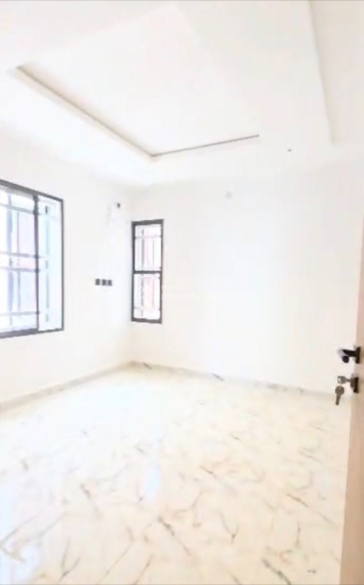 Luxury Modern 3 Bedroom En-suite Flat, News Engineering, Dawaki, Gwarinpa, Abuja, Block of Flats for Sale