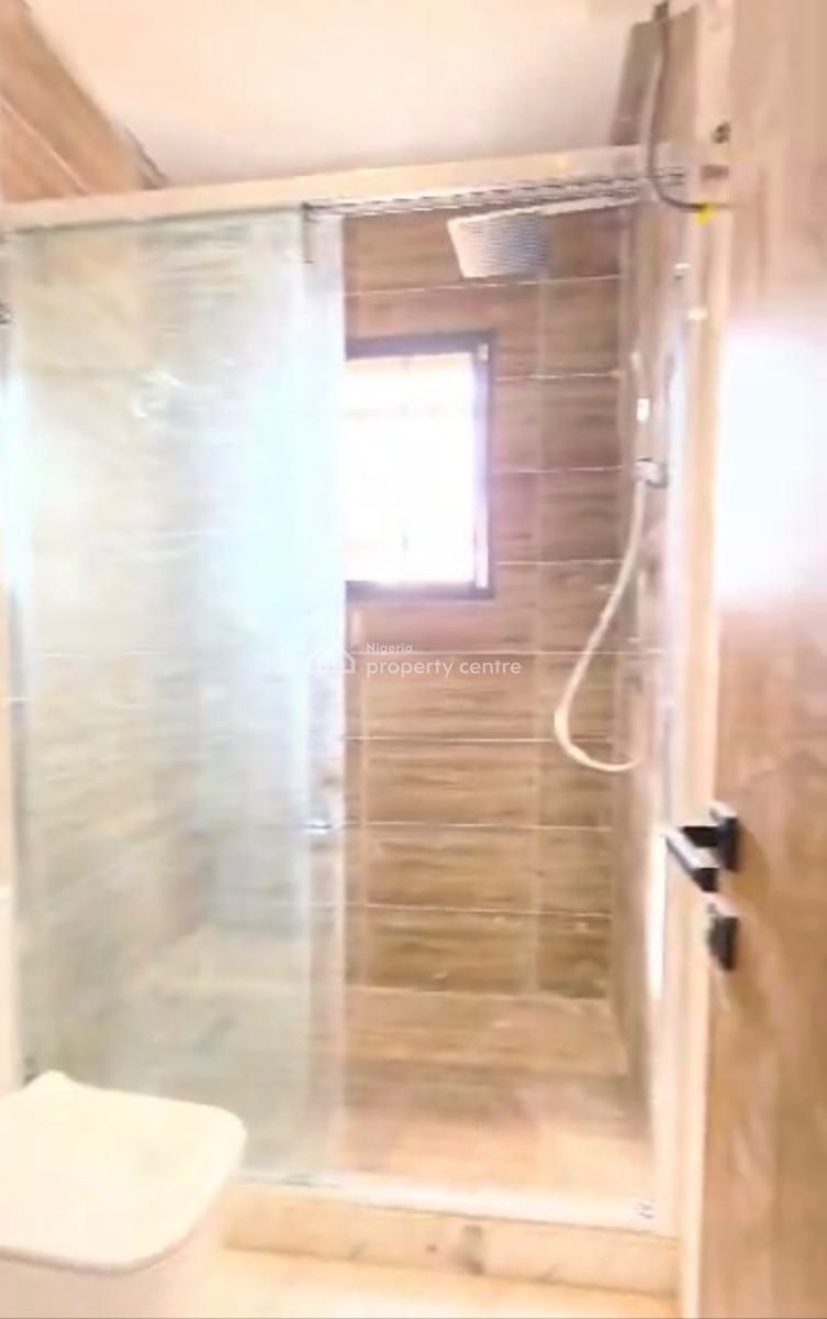 Luxury Modern 3 Bedroom En-suite Flat, News Engineering, Dawaki, Gwarinpa, Abuja, Block of Flats for Sale