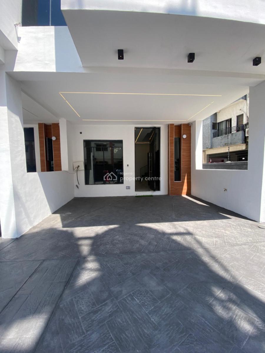 5 Bedroom Terrace Duplex with Bq & Swimming Pool, Osapa, Lekki, Lagos, Terraced Duplex for Sale