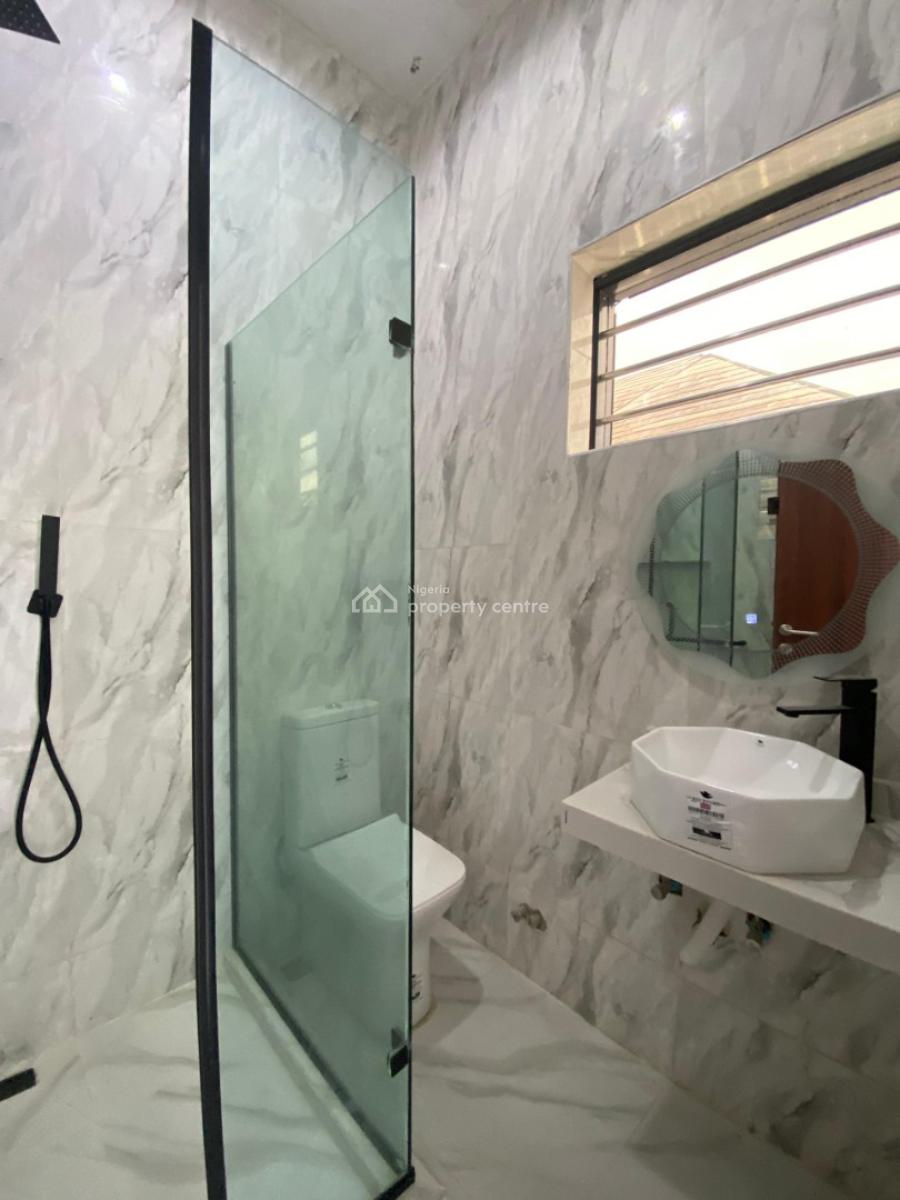 5 Bedroom Terrace Duplex with Bq & Swimming Pool, Osapa, Lekki, Lagos, Terraced Duplex for Sale