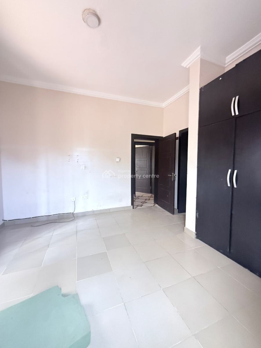 Very Spacious 3-bedroom Apartments, Osapa, Lekki, Lagos, Flat / Apartment for Rent