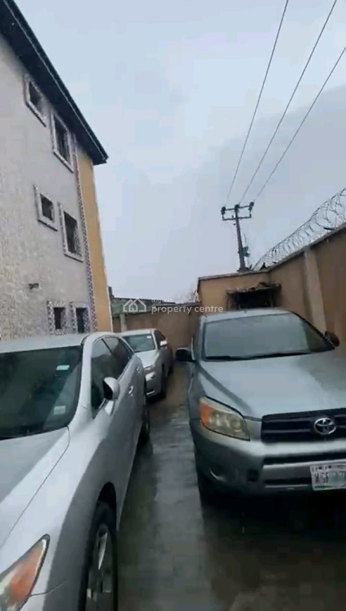 Spacious 6 Units of 3bed Flat All Rooms En-suite with Guest, Ramat Crescent, Ogudu, Lagos, Block of Flats for Sale