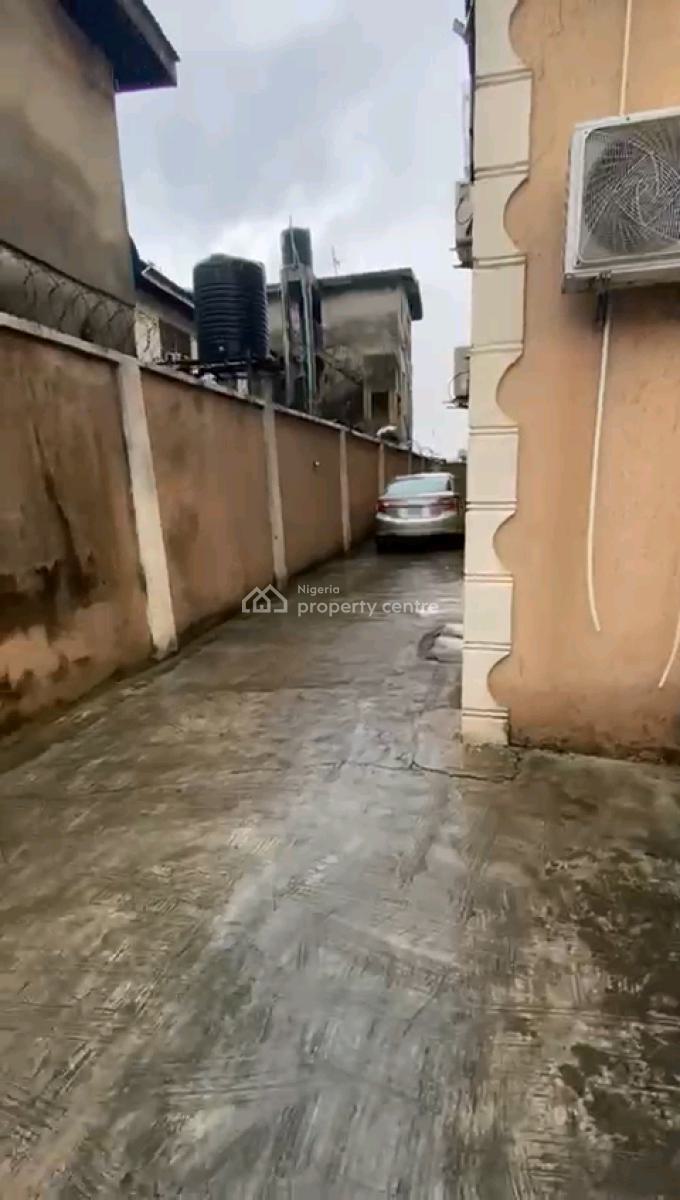 Spacious 6 Units of 3 Bedroom Flat All Rooms En-suite with Guest House, Ramat Crescent, Ogudu, Lagos, Block of Flats for Sale