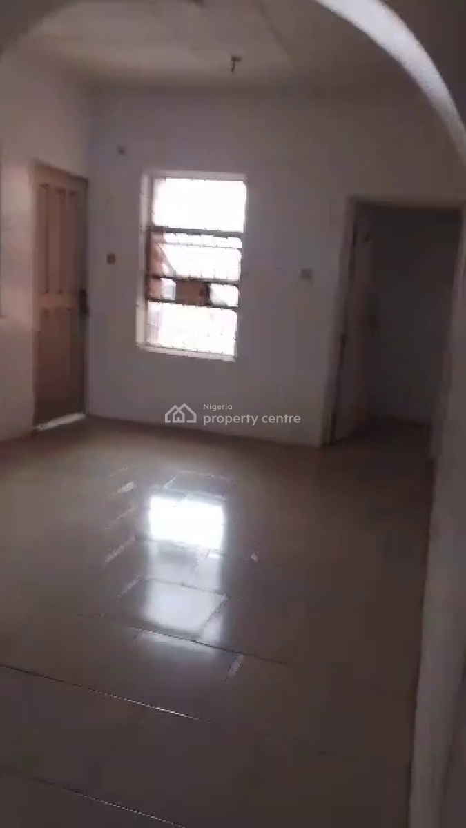 4 Bedroom Flat, Gowon Estate, Egbeda, Alimosho, Lagos, Flat / Apartment for Rent