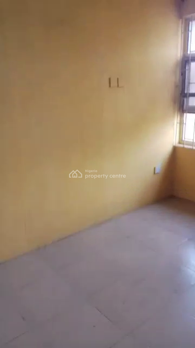 4 Bedroom Flat, Gowon Estate, Egbeda, Alimosho, Lagos, Flat / Apartment for Rent
