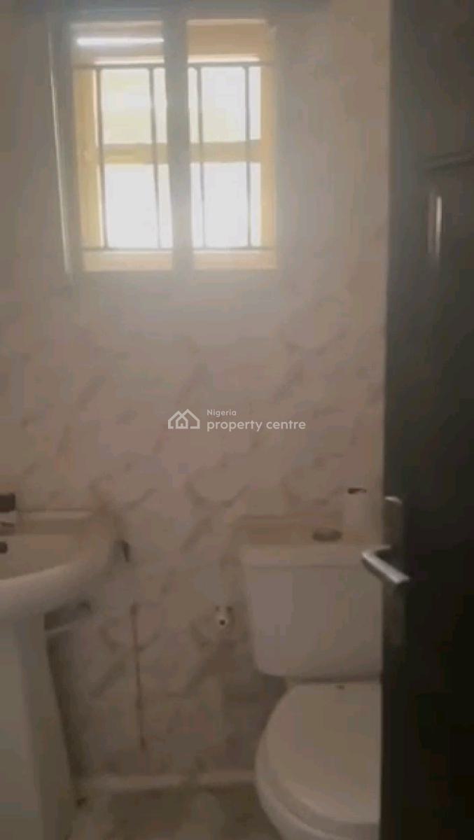 Renovated Decent 4 Units 3 Bedroom Up N Ground Flat All Rooms Ensuite, Pedro, Gbagada, Lagos, Flat / Apartment for Rent