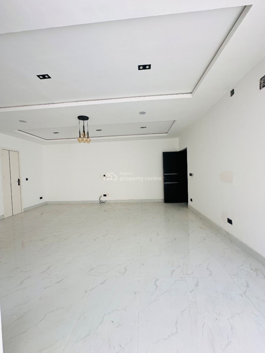 Beautifully Carved 2 Bedroom Apartment with Elevator, Lekki Phase 1, Lekki, Lagos, Flat / Apartment for Sale