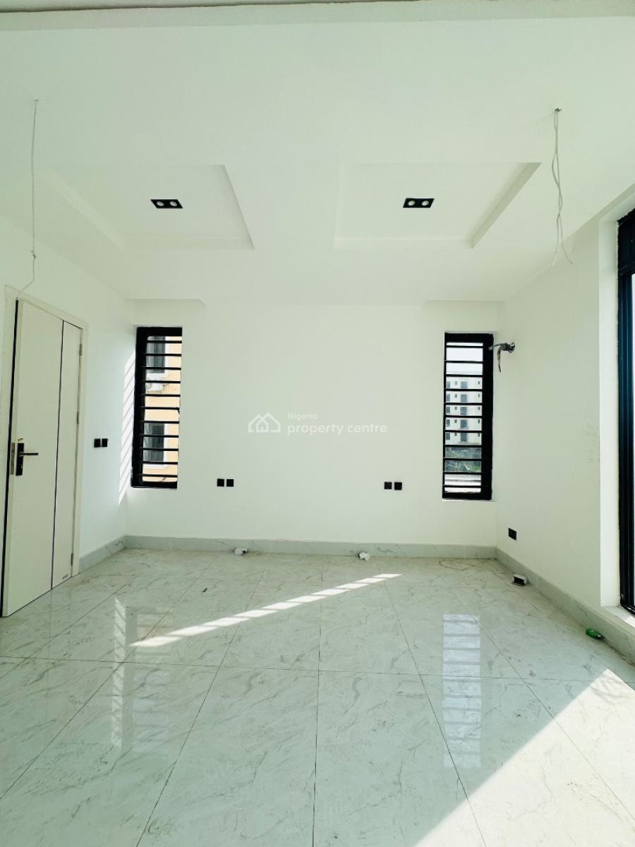 Beautifully Carved 2 Bedroom Apartment with Elevator, Lekki Phase 1, Lekki, Lagos, Flat / Apartment for Sale