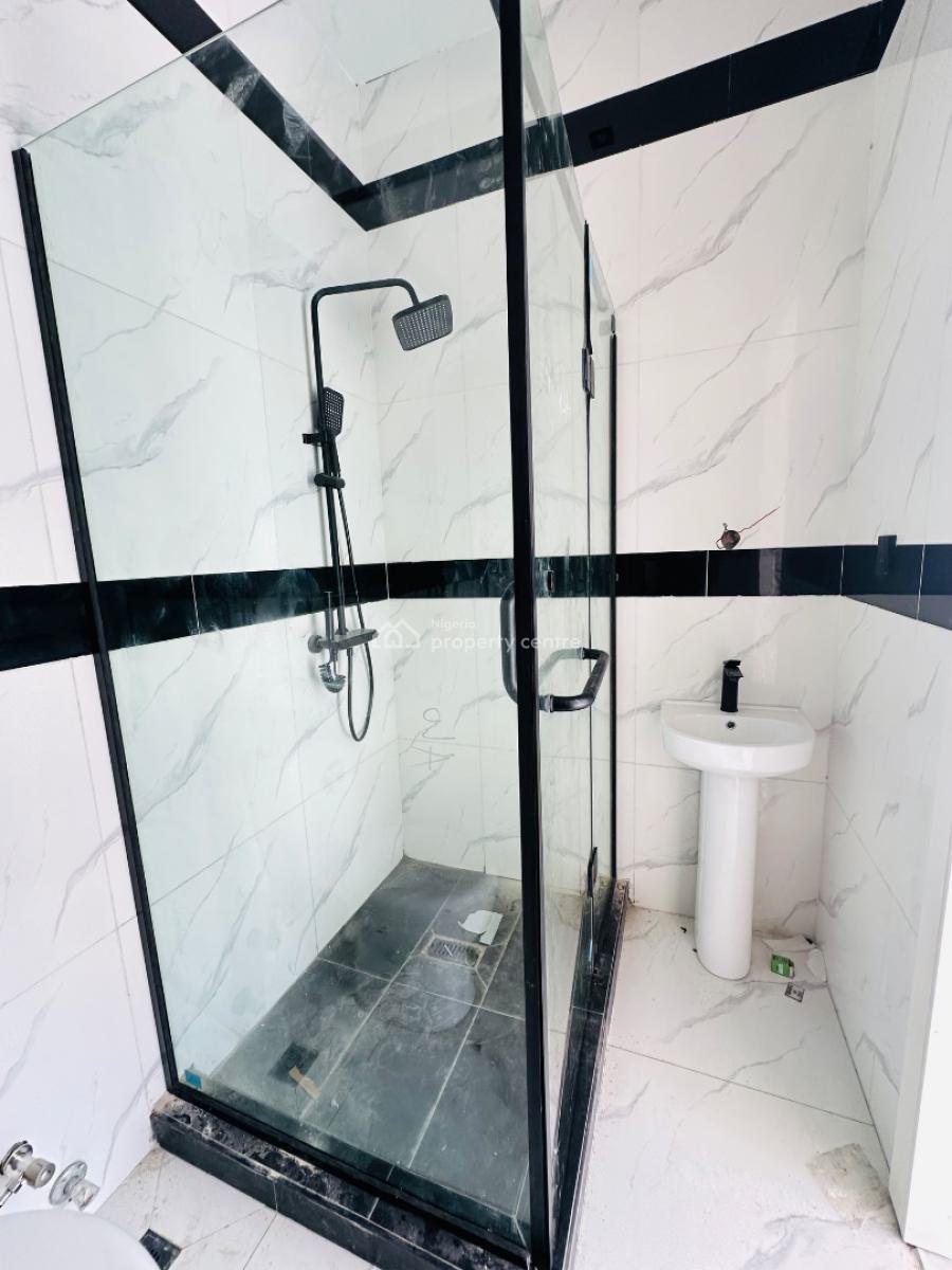 Beautifully Carved 2 Bedroom Apartment with Elevator, Lekki Phase 1, Lekki, Lagos, Flat / Apartment for Sale