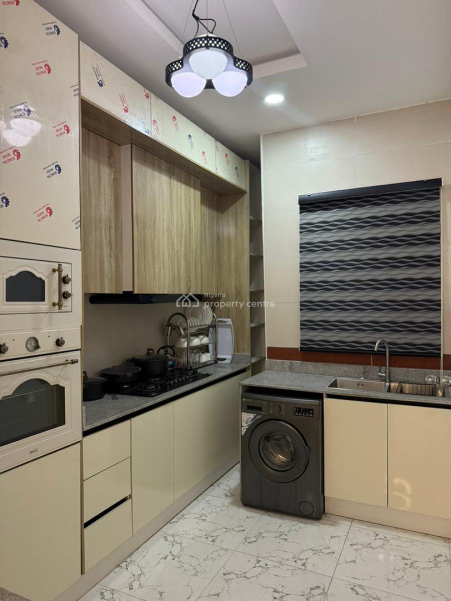 Furnished & Serviced 2 Bedroom Apartment (upstairs), Chevron, Lekki, Lagos, Flat / Apartment for Rent