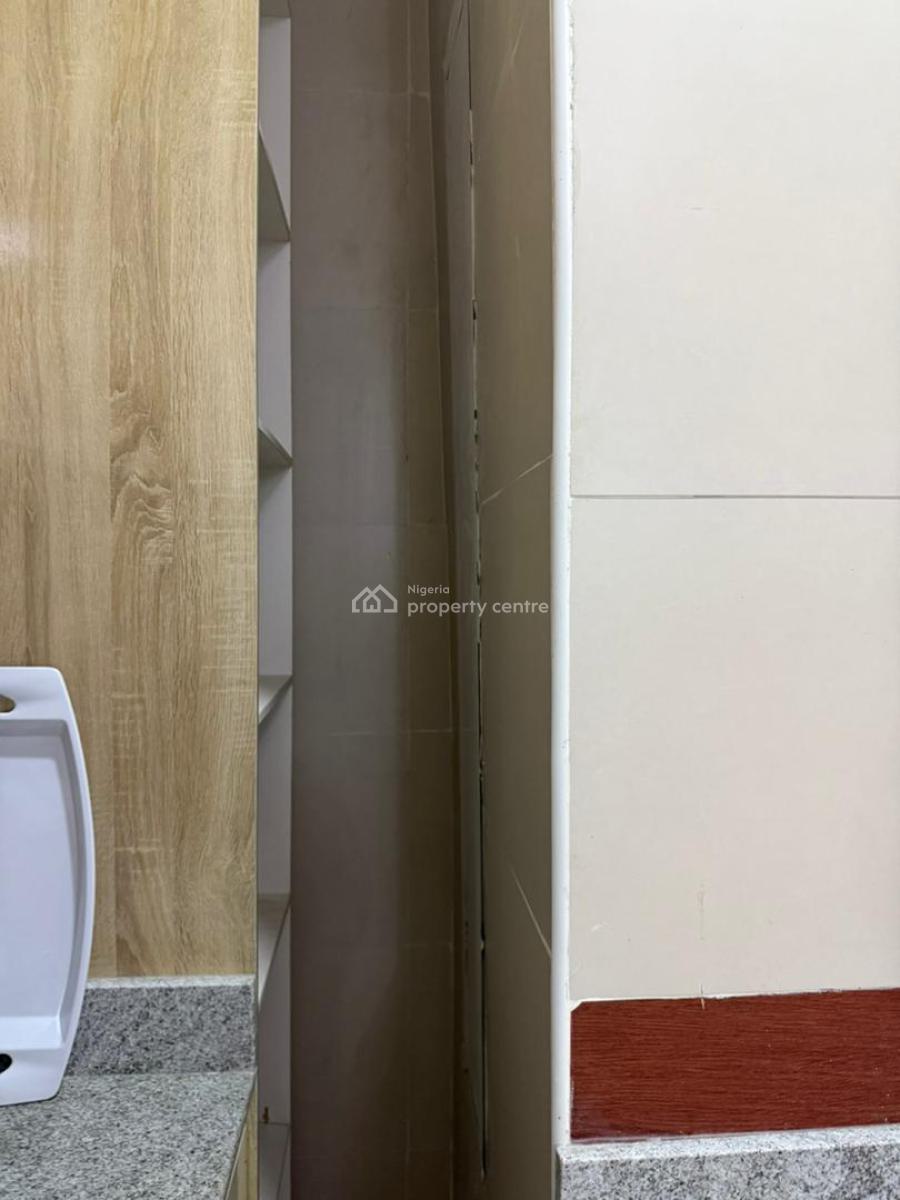 Furnished & Serviced 2 Bedroom Apartment (upstairs), Chevron, Lekki, Lagos, Flat / Apartment for Rent