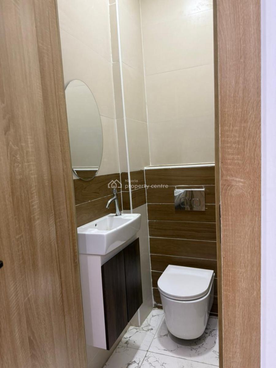 Furnished & Serviced 2 Bedroom Apartment (upstairs), Chevron, Lekki, Lagos, Flat / Apartment for Rent