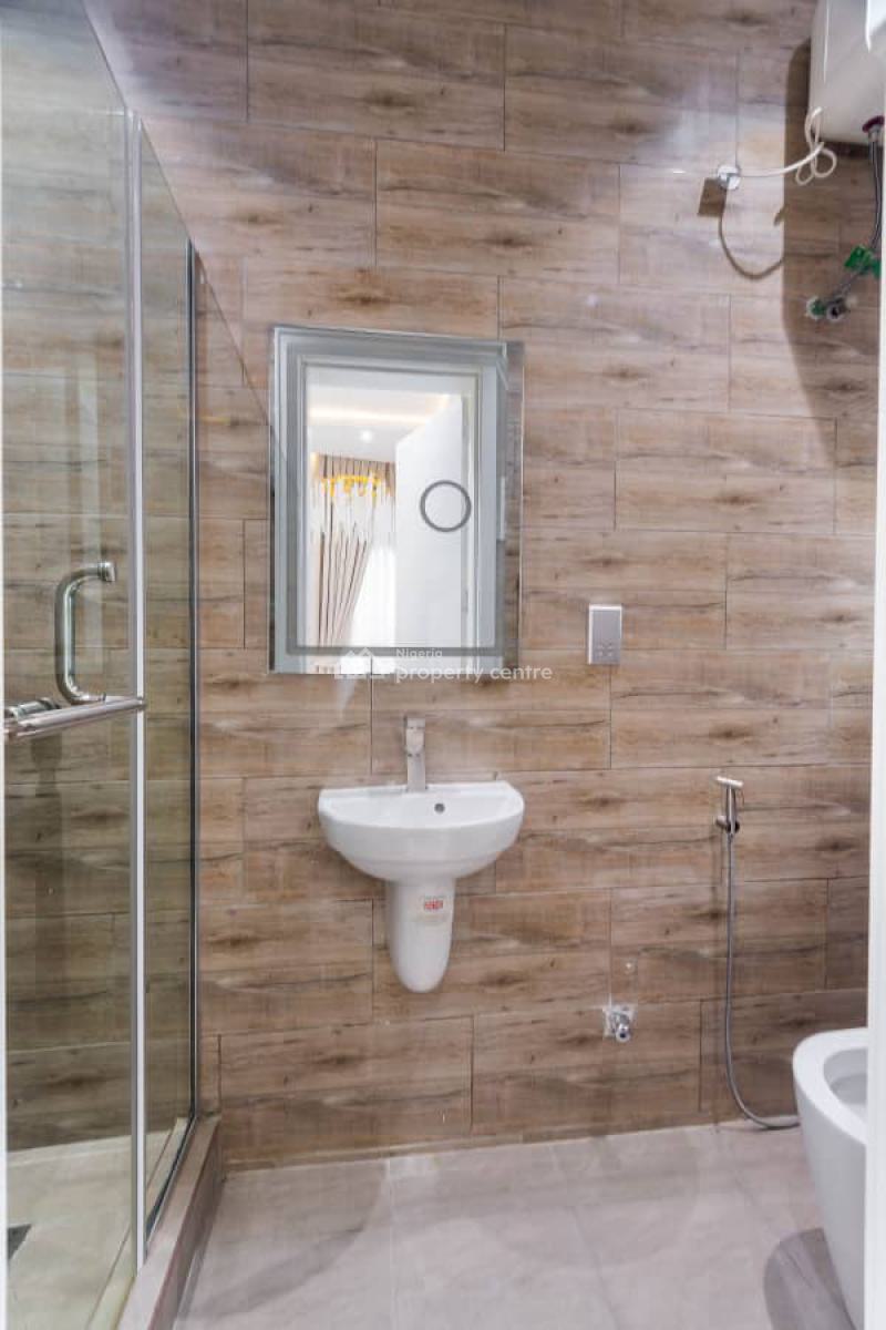 2 Bedroom with Swimming Pool and Ps5, Avant-garde Iv, Lekki Phase 1, Lekki, Lagos, Flat / Apartment Short Let