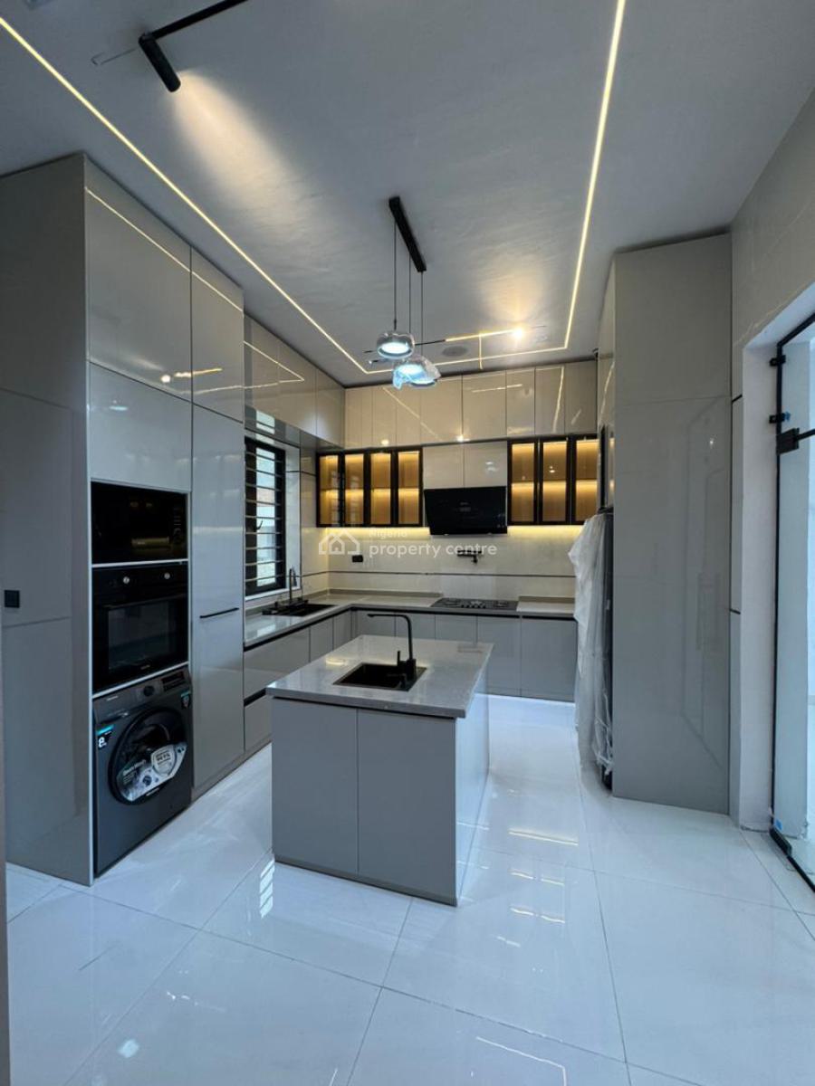 Massive 5 Bedroom Duplex with a Pool and Bq, Chevron, Lekki, Lagos, House for Sale