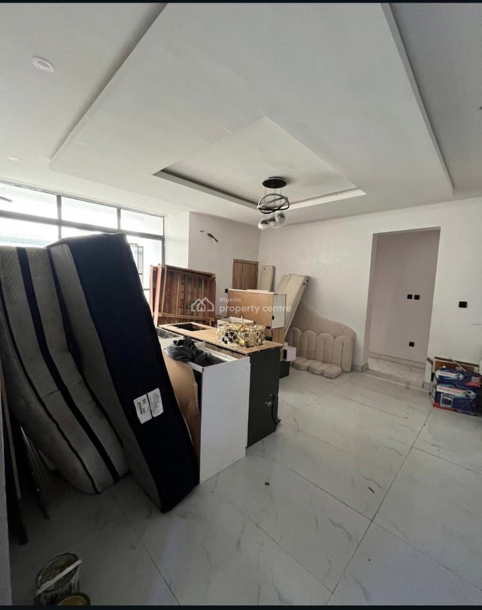 Well Built  2 Bedroom Apartment, Ikate, Lekki, Lagos, Flat / Apartment for Sale