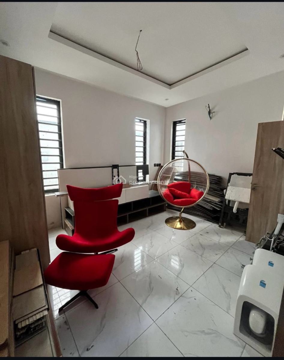 Well Built  2 Bedroom Apartment, Ikate, Lekki, Lagos, Flat / Apartment for Sale