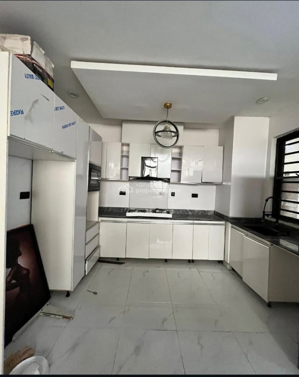 Well Built  2 Bedroom Apartment, Ikate, Lekki, Lagos, Flat / Apartment for Sale