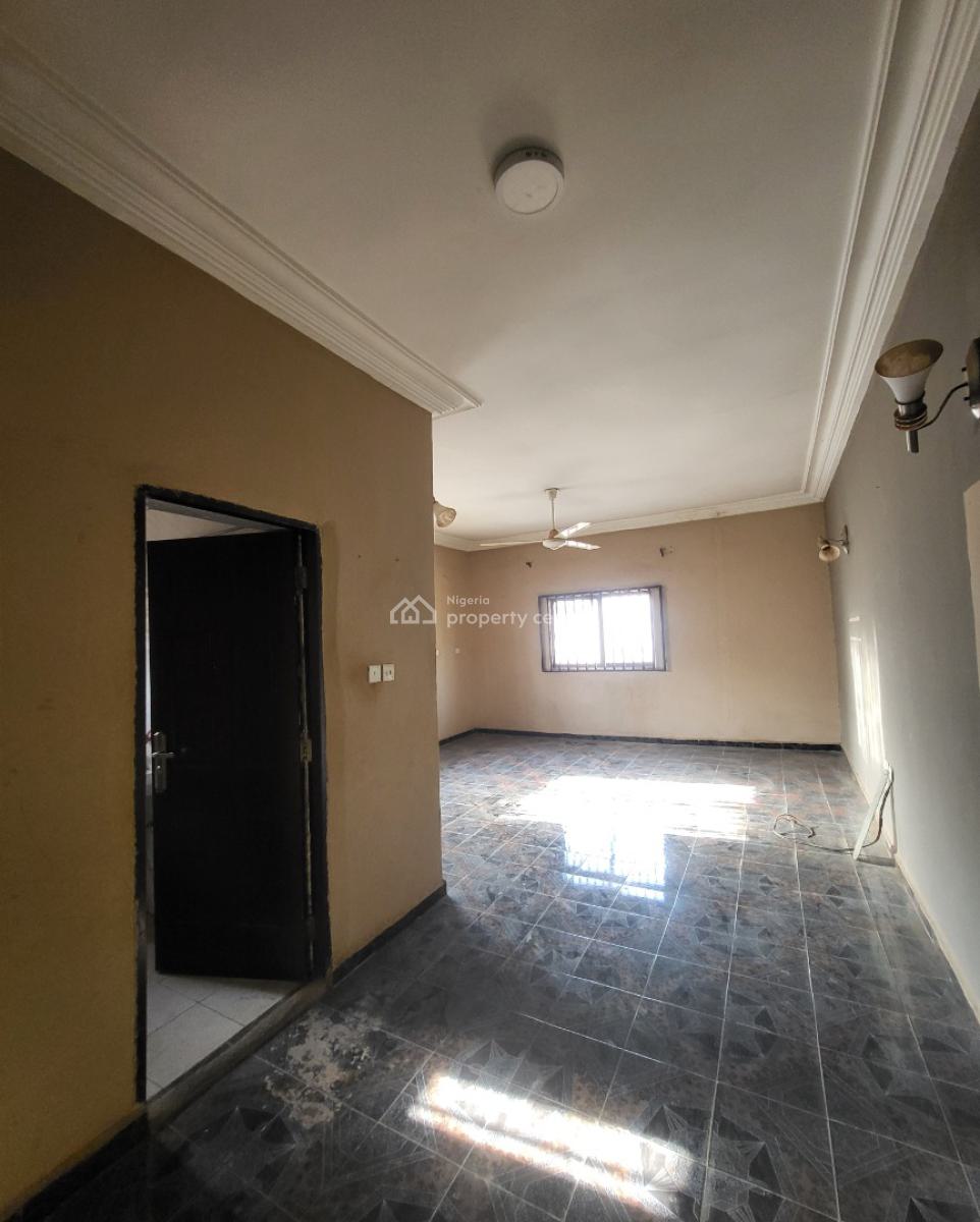 Luxurious Massive 3 Bedroom Flat, By Grand Pela Hotel, Durumi, Abuja, Flat / Apartment for Rent