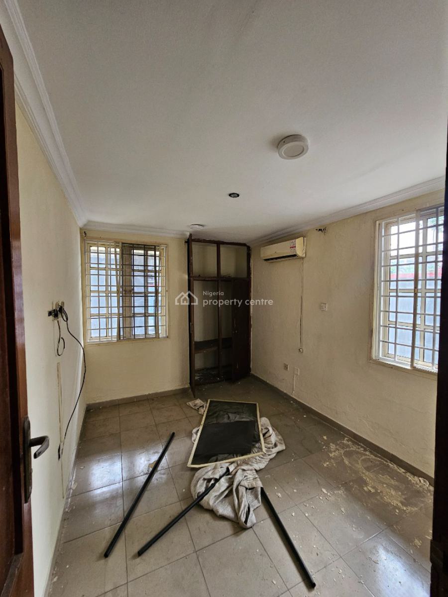 Well Maintained 4 Bedroom Semi Detached Duplex, Ajah, Lagos, Semi-detached Duplex for Rent